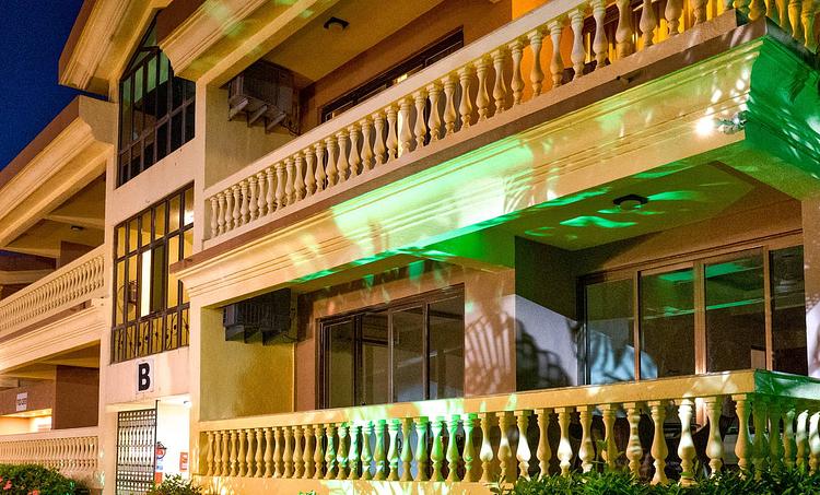 De Mandarin Beach Resort Suites & Villas-obr