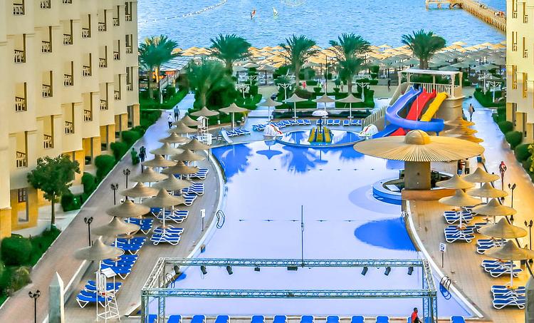AMC Royal Resort -obr