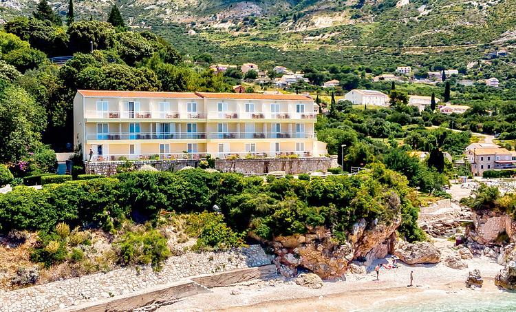 Hotel & Villas Plat-obr