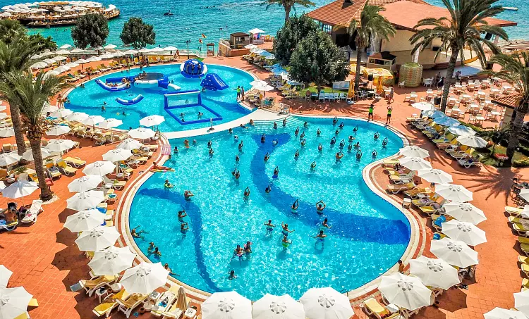 Salamis Bay Conti-obr