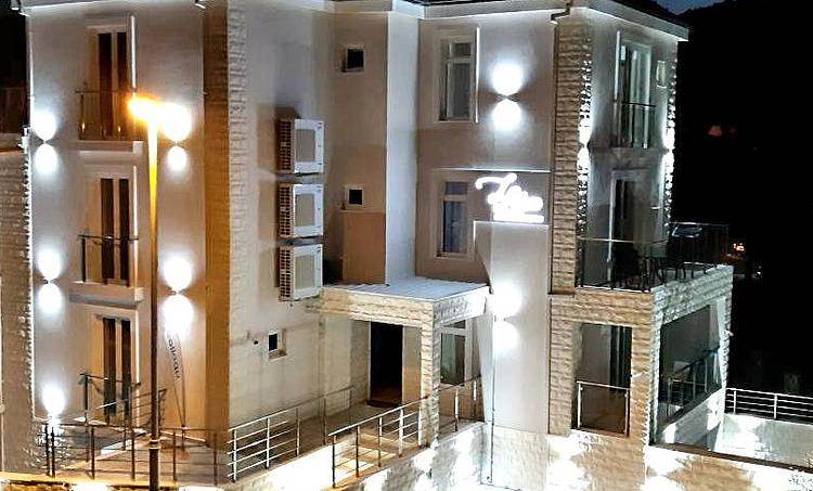 Apartmány Palace Budva-obr