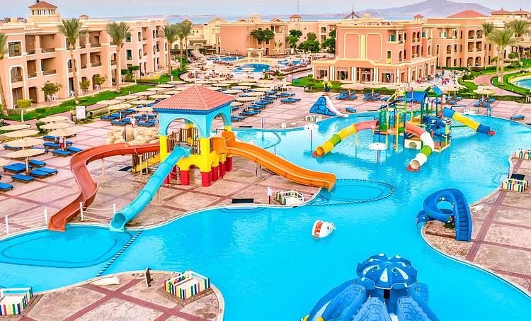 Charmillion Aqua Park (ex. Sea Club Aquapark)-obr