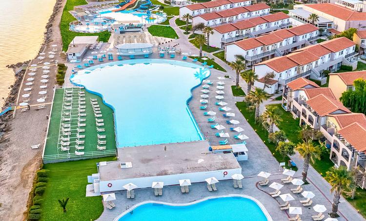 White Olive Marine Aquapark-obr