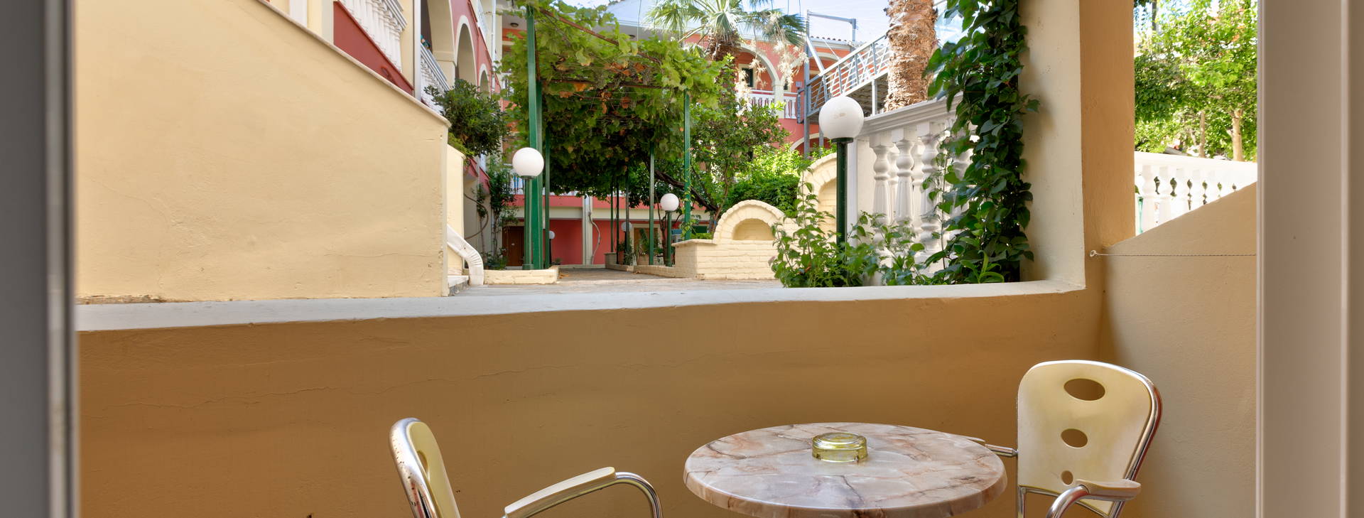 Anastasia Beach Obrázek24