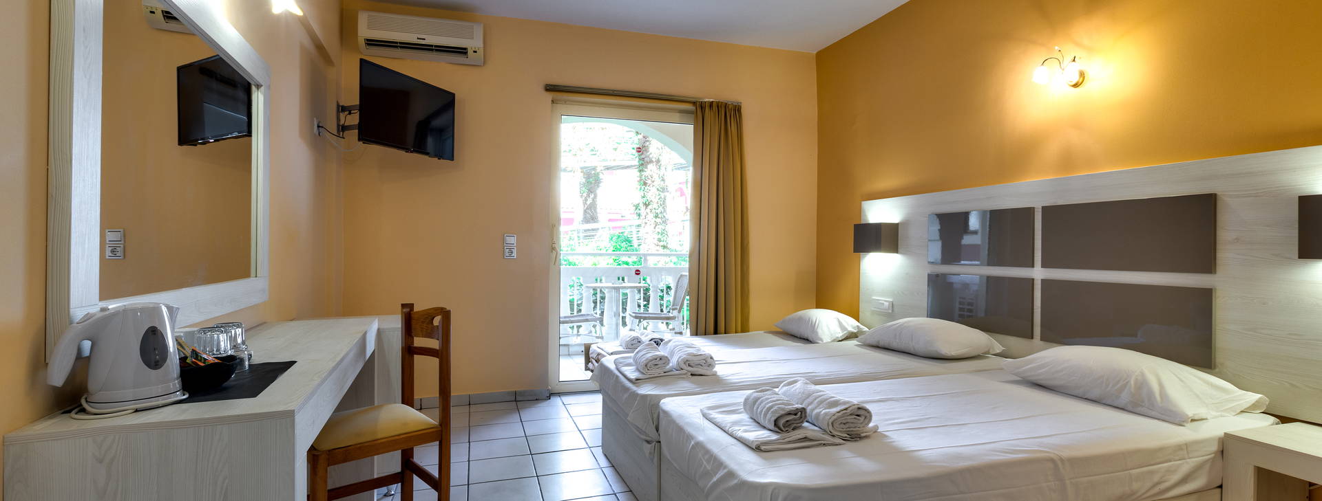 Anastasia Beach Obrázek21