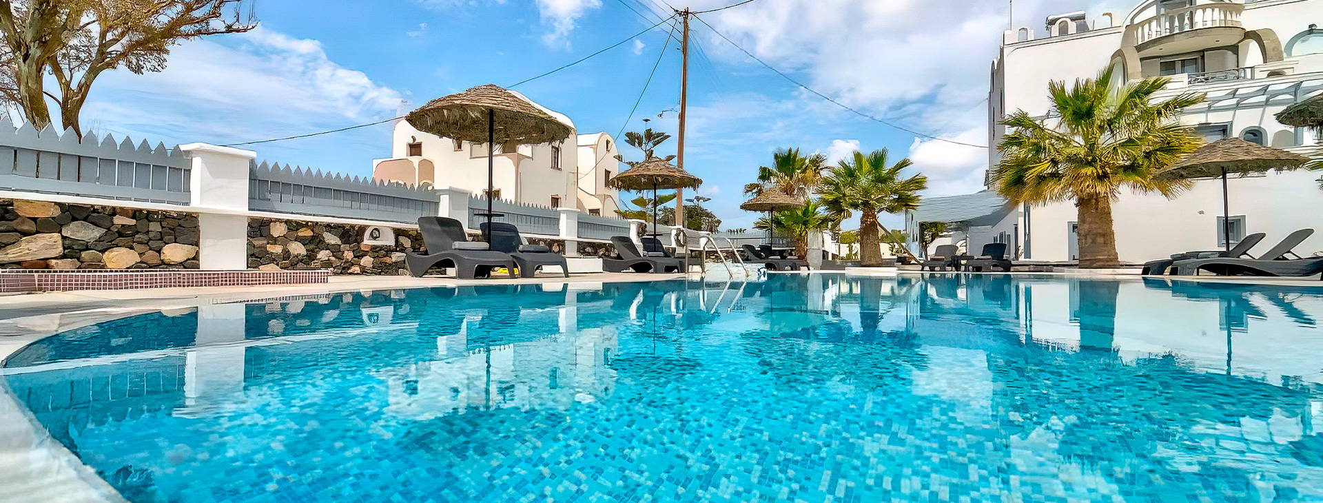 Black Coast Santorini Obrázek1