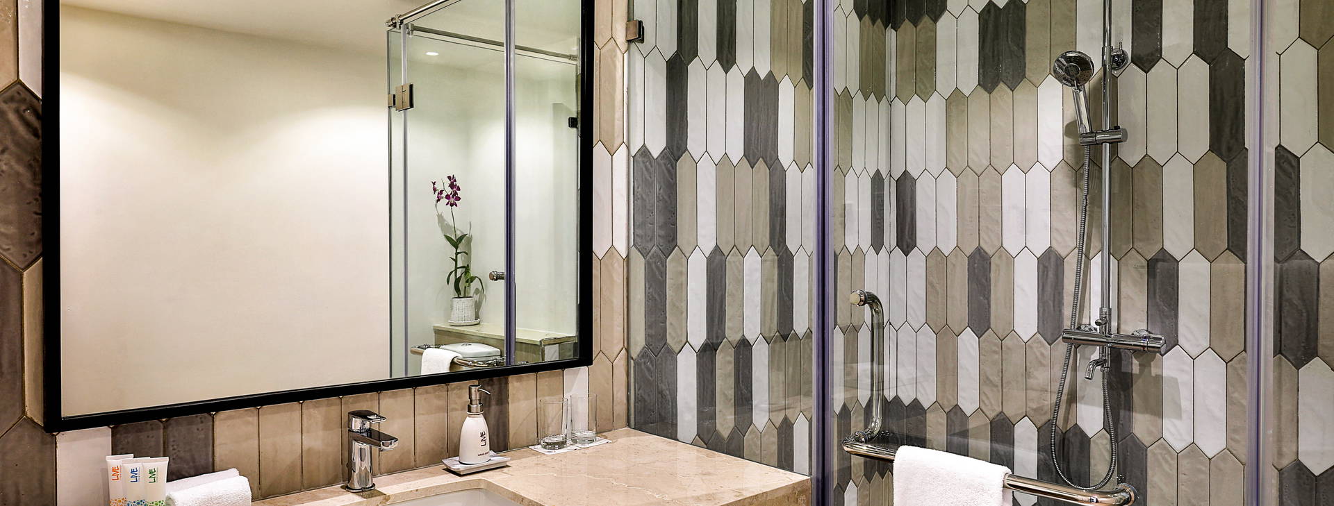 Avani Kaluthara  Obrázek16