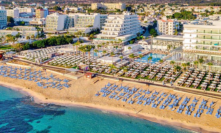 Constantinos the Great Beach Hotel-obr