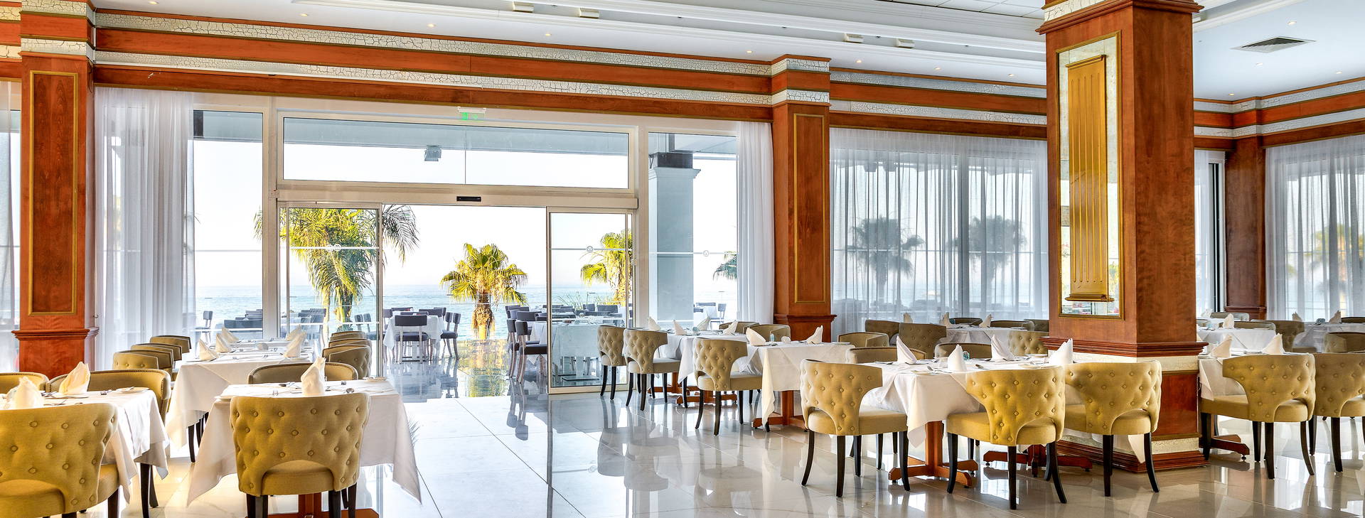 Constantinos the Great Beach Hotel Obrázek12