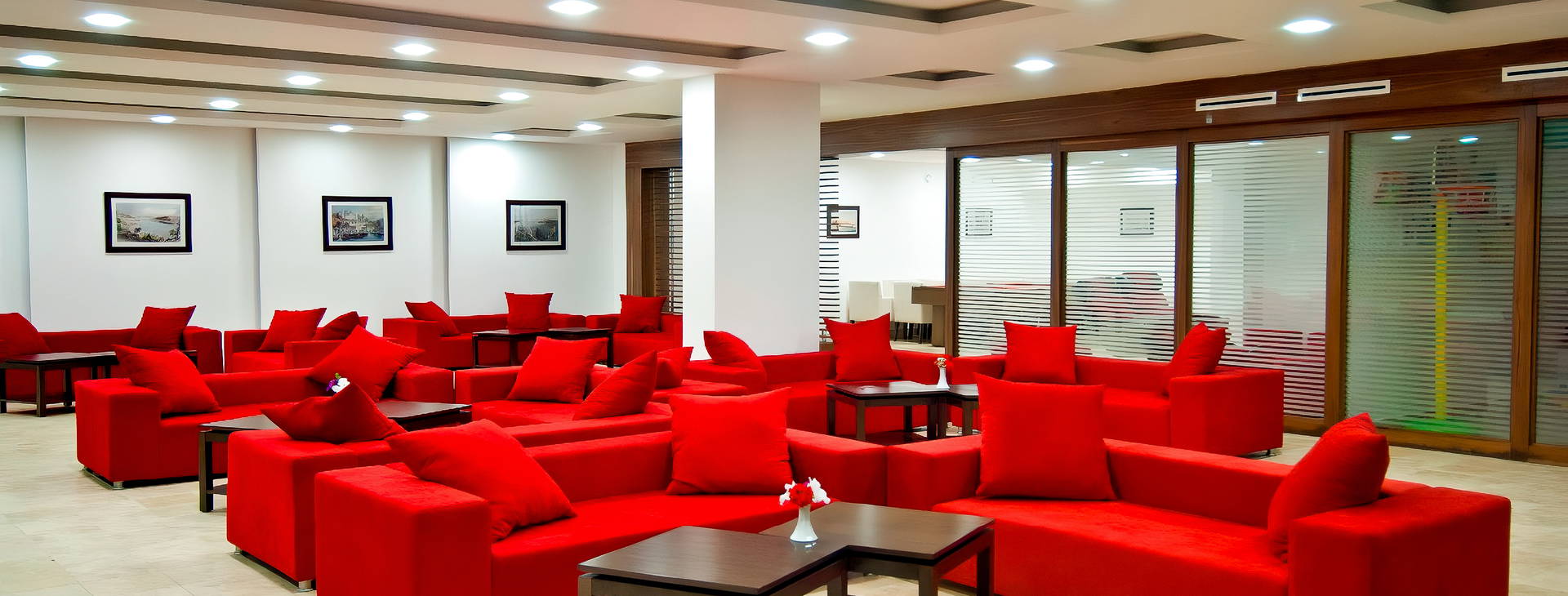 Yalihan Una Obrázek22