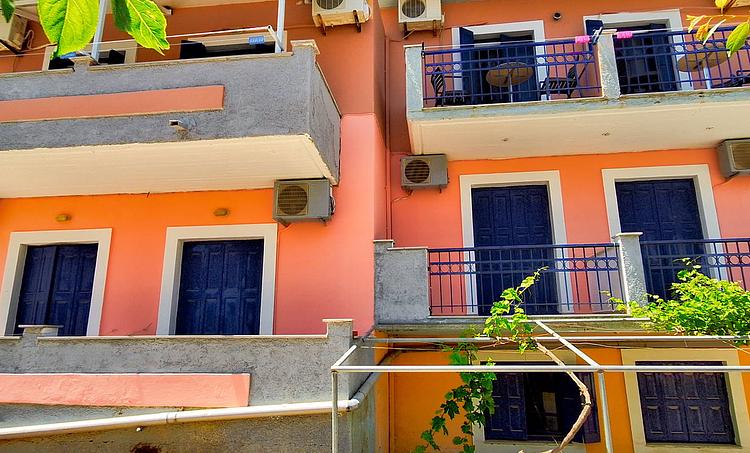 Irini Studios & Maisonnetes-obr