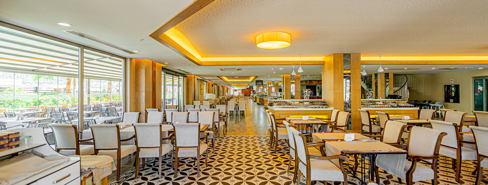 Ramada Hotel and Suites by Wyndham Obrázek29